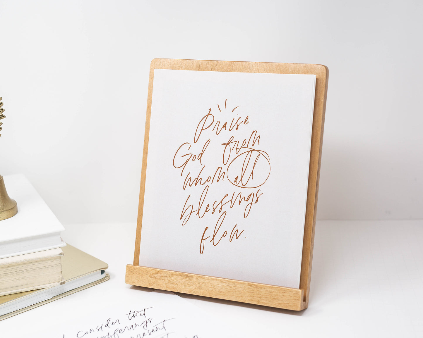 Tabletop Easel