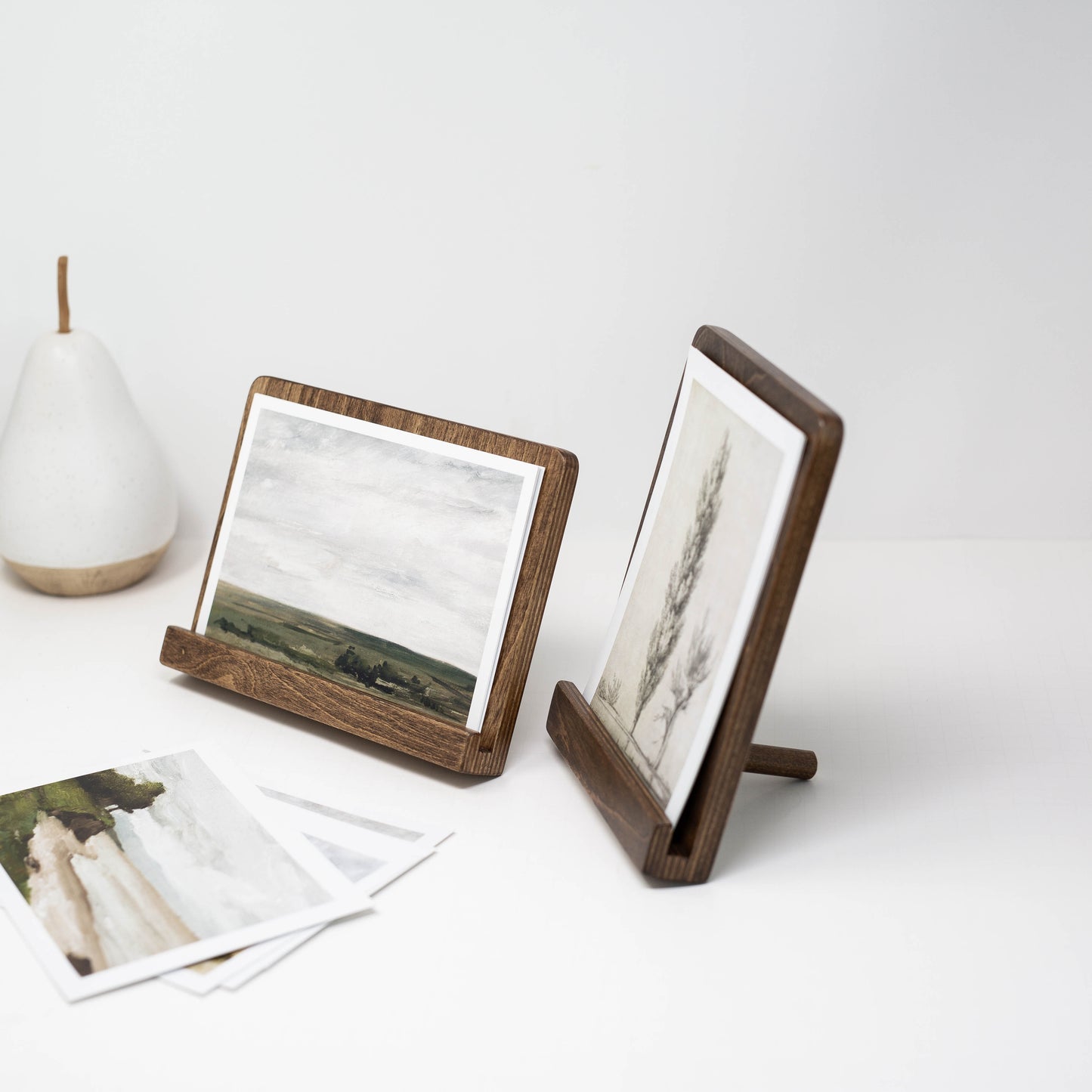 Tabletop Easel