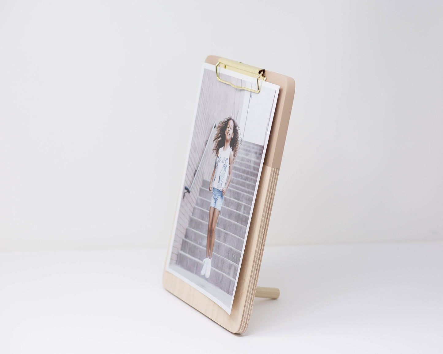 Hand painted Standalone Clipboard | Sandstone